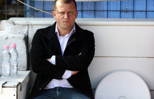 Dorinel pune tunurile pe arbitru: "Vasluiul a fost favorizată" :X