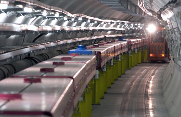 Un nou test cu neutrini arată că particulele nu pot depăşi viteza luminii