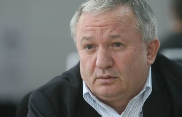 Adrian Porumboiu: "CFR Cluj şi-a scos artileria grea la bătaie şi Crăciunescu vorbeşte de demagogie!"