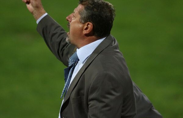 Popa out, "Săpăligă" in » Ion Marin ar putea lăsa Dinamo II pentru CSMS Iaşi