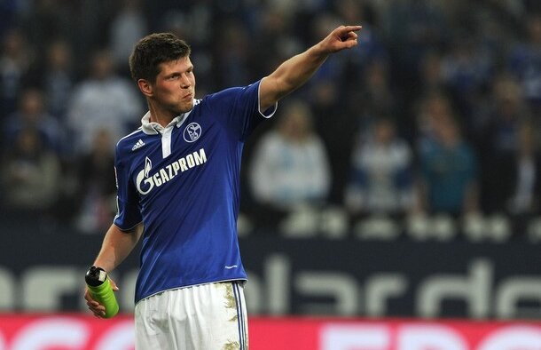 Marica nu scapă de concurenţă » Schalke vrea să îi prelungească contractul lui Huntelaar