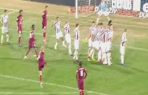 VIDEO CFR Cluj - Oţelul 2-0 » Campioana s-a înmuiat la pauză » "Daţi-vă că trag!"