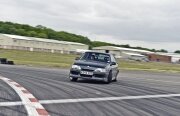 Legende pe roți: Hammond conduce Lotus Carlton