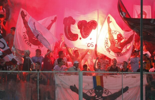 Efective impresionante de jandarmi la Vaslui - Rapid » Răzvan a declarat stare de război