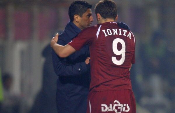 S-a dat la Răzvan! » Ioniţă s-a contrat cu Lucescu jr. şi a fost exclus din lot