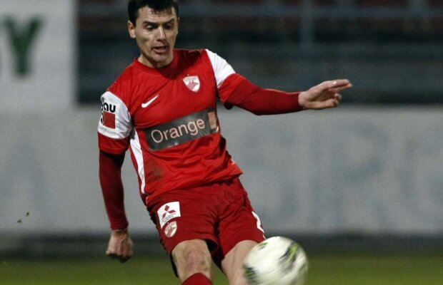 "Cîinele" de bibliotecă » Salvatorul din meciul cu Gaz Metan e tipul fotbalistului pe cale de dispariţie în Liga 1