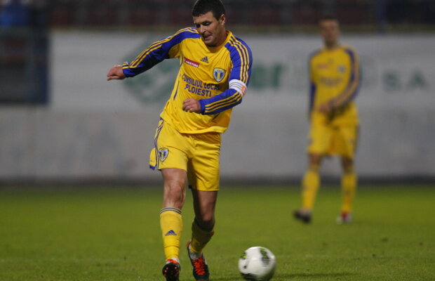Hamza şi Zerka i-au făcut un debut fericit lui Mulţescu » Petrolul - Braşov 2-0