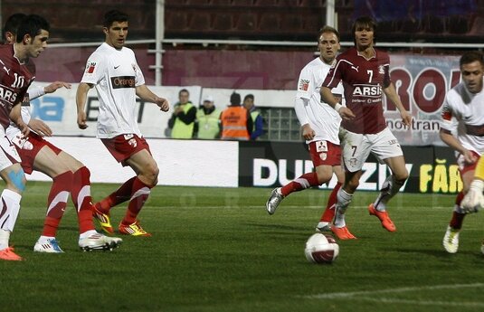 FOTO Fotbal păcălit de 1 aprilie » Rapid - Dinamo 0-0