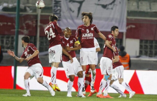 Zotta atacă arbitrajul: "Haţegan face ce vrea! Să ne lase!"