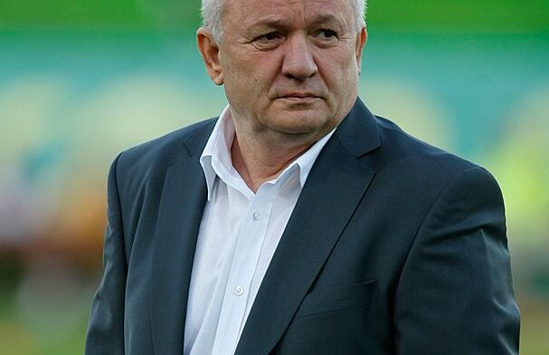 Adrian Porumboiu: "Crăciunescu perfecţionează vechiul sistem de arbitraj" :X