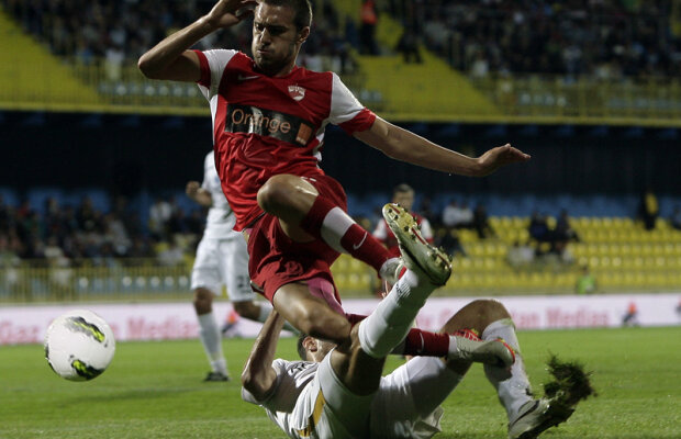 Alexe e mai slab şi decît fundaşii! » Mijlocaşul nu îşi revine din blocajul psihic