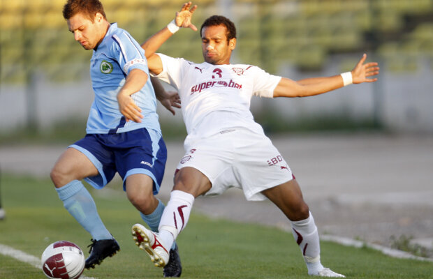 VIDEO Îl vor pe "Messi" Popa! » Porumboiu se "drege" după ruşinea de la Sibiu cu o achiziţie