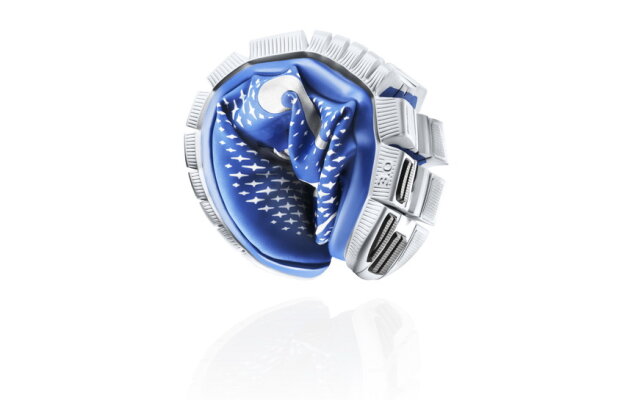 A înnebunit lumea! Au apărut adidaşii inspiraţi din mişcarea piciorului :D