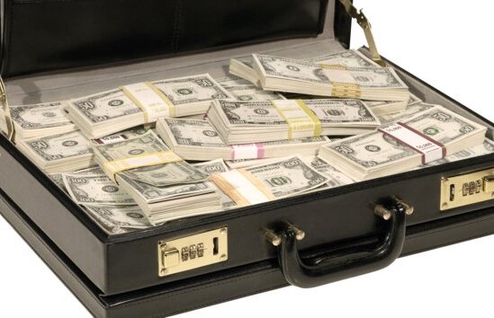 "Drumul Valizelor" » Pe cine ar putea motiva Becali ca să încurce rivalele