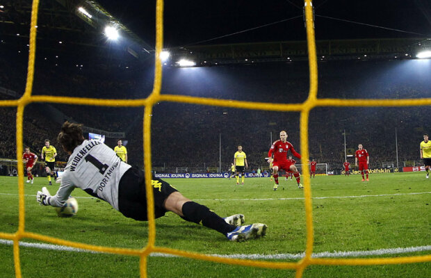 VIDEO Mitraliat » Robben, scos vinovat de Beckenbauer după ce Bayern a pierdut la Dortmund, scor 0-1