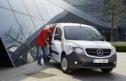 Galerie Foto: Mercedes Citan, dubița cu influențe franceze