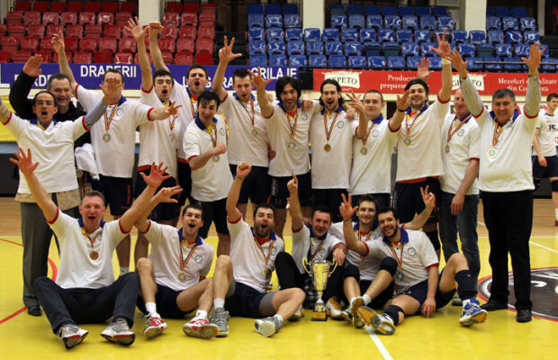 Regi la fileu » Remat Zalău a cîştigat al treilea titlu consecutiv