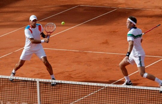 Horia Tecău şi Robert Lindstedt s-au calificat în "sferturi" la Madrid