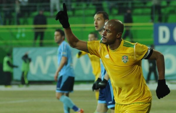 VIDEO Lideri pentru o zi » Vaslui se impune la Tg. Jiu cu 2-1 şi urcă pe primul loc