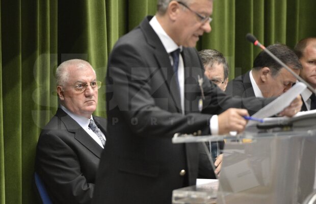 Echipa lui Mititelu, DEZAFILIATĂ OFICIAL. Decizia e DEFINITIVĂ! » Cîrţu: "Este vina lui Mititelu. Craiova nu trebuia să ajungă aici!!"