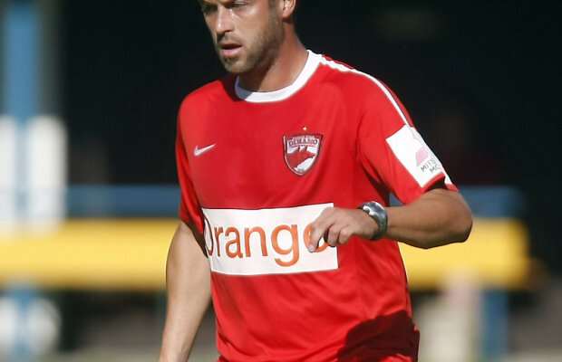 Sfatul lui Pulhac pentru pariorii stelişti: "Luaţi 1 solist, că iese invers!"