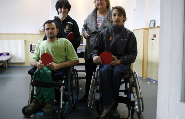 FOTO Sally, inimă de aur » Povestea impresionantă de dragoste faţă de România a scoţiencei Sally Lamont