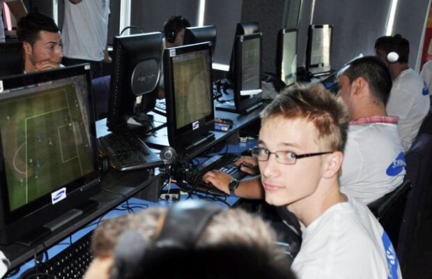 Războiul jocurilor pe calculator, la Constanţa: 150 de jucători profesionişti în finală, premii de peste 5.000 de euro