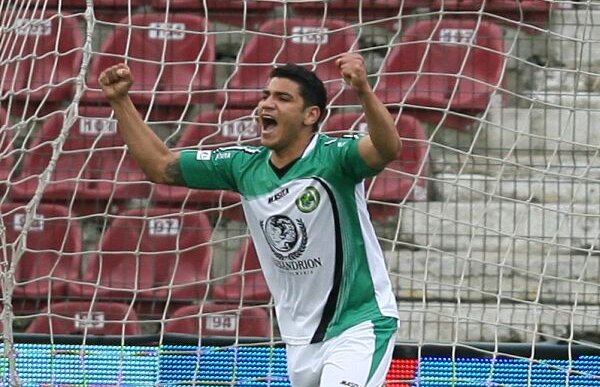 Reghe bifează primul transfer al verii » Rocha e al Stelei!