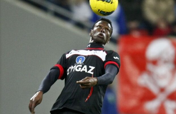 Alte întăriri pentru Dinamo » Issa Ba şi Mendy vor juca în "Ştefan cel Mare"