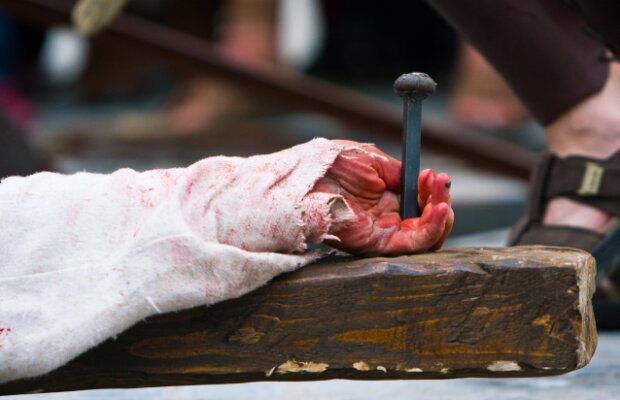 ZIUA CÂND A MURIT IISUS: Data exactă a CRUCIFICĂRII Mântuitorului, stabilită pe baza activităţii seismice