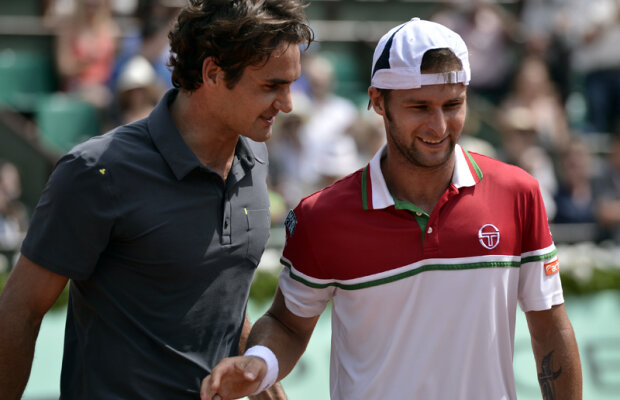 Felicitat de Federer » Adrian Ungur a reuşit ieri să-i ia un set fostului lider mondial