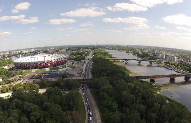 Avantajul de a fi gazdă Euro » Platini: ”La nivel de infrastructură, Ucraina şi Polonia au făcut un salt de calitate de 30 de ani”