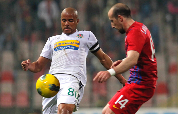 Porumboiu: ”Nu pot să-i construiesc un ţarc lui Wesley. Decizia e la el”