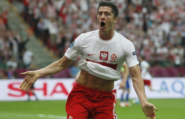 Păcăleală poloneză » Selecţionerul Smuda inventează transferuri la Manchester şi Real Madrid :)