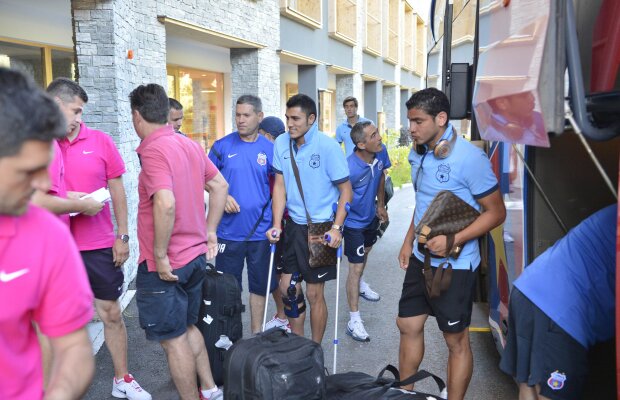 FOTO Steaua a ajuns în cantonamentul din Austria. Vezi primele imagini de la sosire