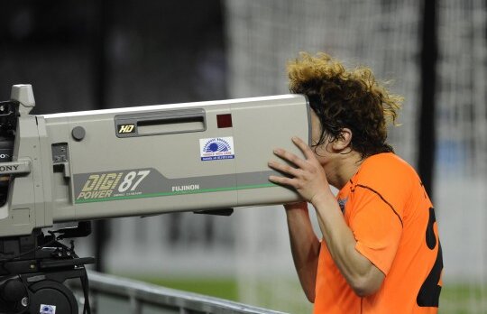 EXCLUSIV » Negocieri în curs: meciurile vor fi transmise şi de TVR şi de Dolce din seara asta!