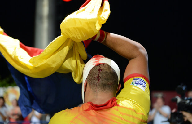 13 copci pentru România » Viorel Lucaci şi-a spart capul în finala cu Italia