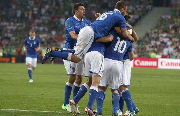 VIDEO + FOTO Squadra respiră! » Azzurrii s-au calificat în sferturi după 2-0 cu Irlanda