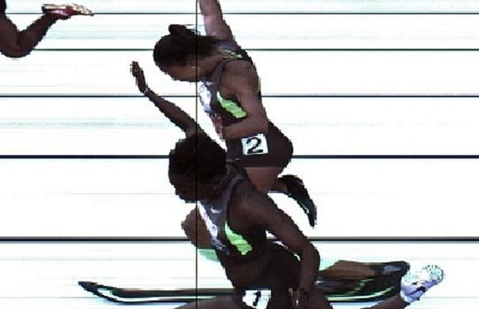 Cap sau pajură? Două atlete din SUA nu au putut fi departajate şi pleacă la JO 2012 după ce dau cu banul :O