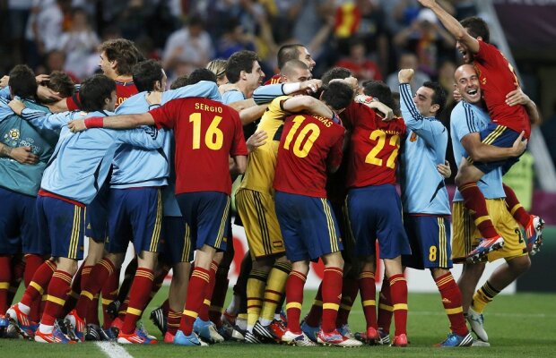 VIDEO + FOTO Hat-trick! » Spania este pentru a treia oară la rînd într-o finală: CE 2008 - CM 2010 - CE 2012