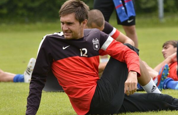 Antrenamentele dure nu l-au doborît pe Tătăruşanu : "N-am fost biciuiţi sau răstigniţi" :D