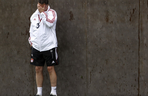 Atacat pentru "atentat"! » De Telegraaf continuă războiul împotriva noului selecţioner