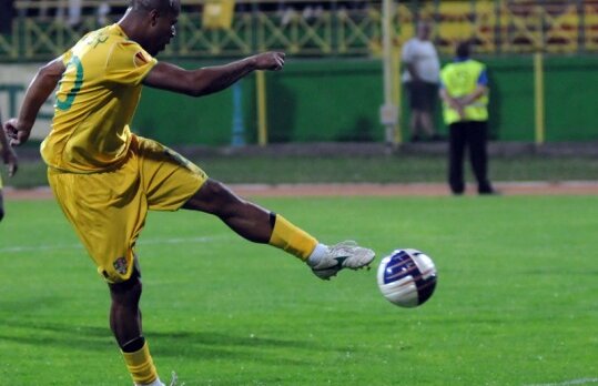 Prima victorie a lui Şumudică! 2-1 cu FC Krasnodar » Vezi ce fost cîştigător al Ligii Campionilor a adus Porumboiu