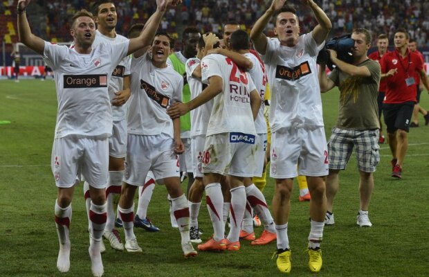 Cei 6 TITANI » Aşa arată echipele care promit să se bată la TITLU! Care e cea mai tare?