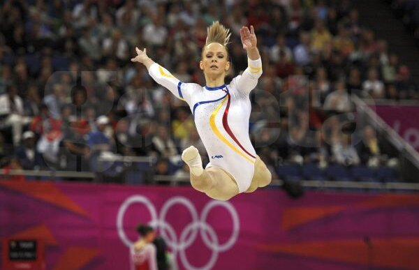 România a încheiat calificările cu al patrulea rezultat » Fetele se vor bate pentru aur şi la individual în patru finale