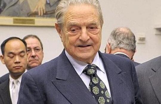 Miliardarul George Soros s-a logodit la 82 de ani
