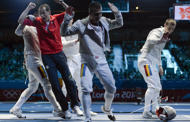 Dansul săbiilor » Echipa masculină de scrimă a cucerit cea mai neaşteptată medalie de argint