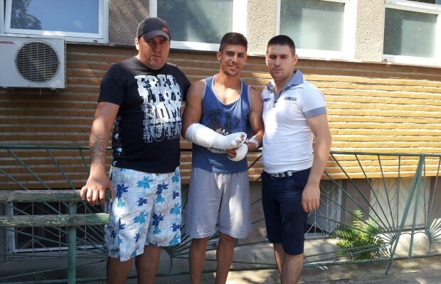 FOTO Ipoteze diferite în scandalul de la Slimnic » Fanii Stelei: "I-am făcut garou cu fularul altfel murea", localnicii: "Ne-am încuiat în casă"