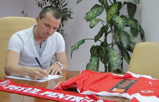 Galcev e pe dos » Cum îi bulversează bulgarul pe dinamovişti