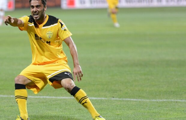 Şi-au pierdut golgeterul » "Pele" stă o lună